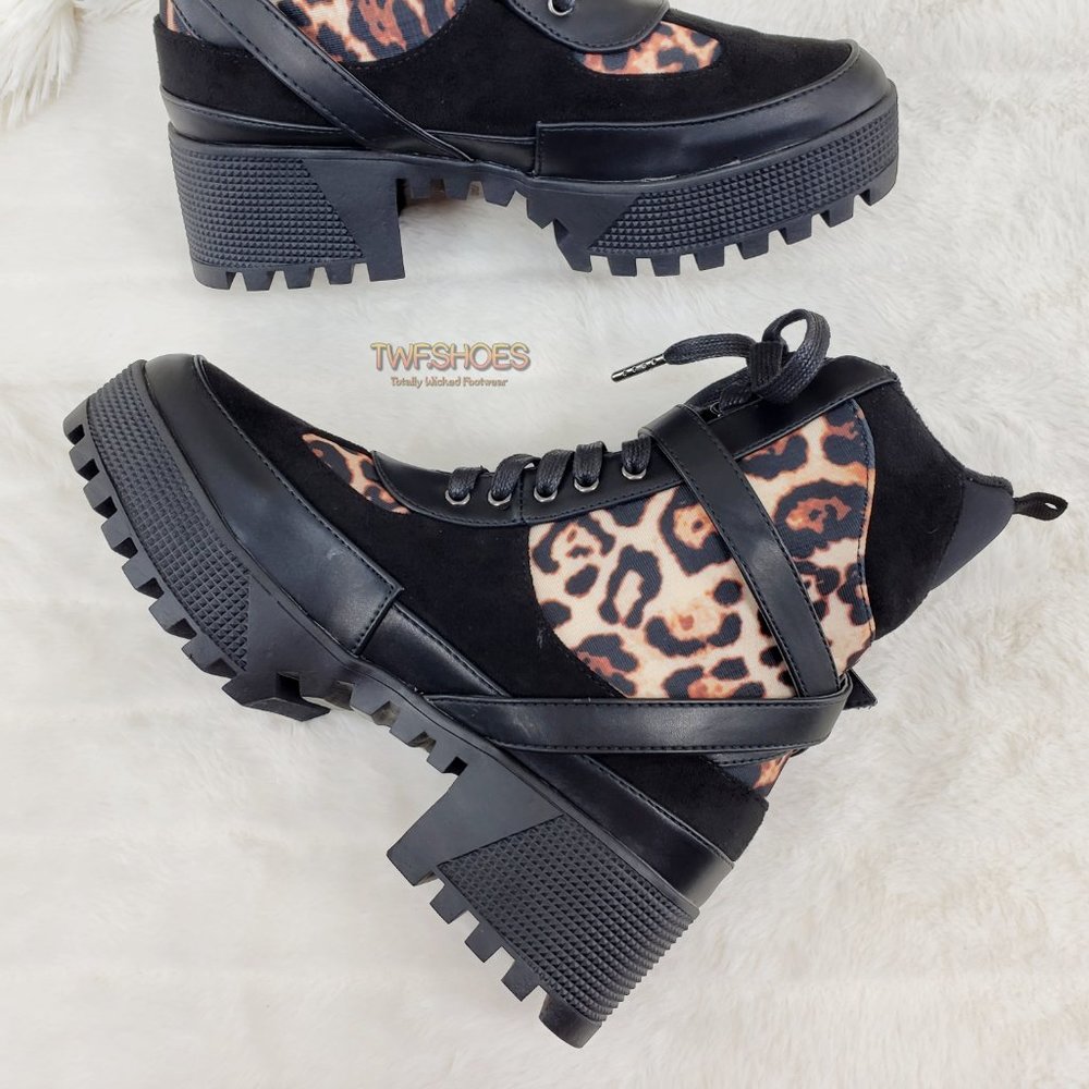 Chase Lug Sole Combat Ankle Boot Black Leopard - Picture 2 of 10